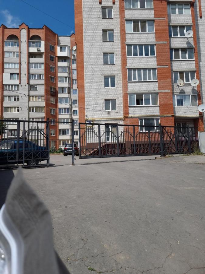 Світло Цілодобово Просторі Апартаменти Біля Гідропарку Топільче Ternopil Exterior foto